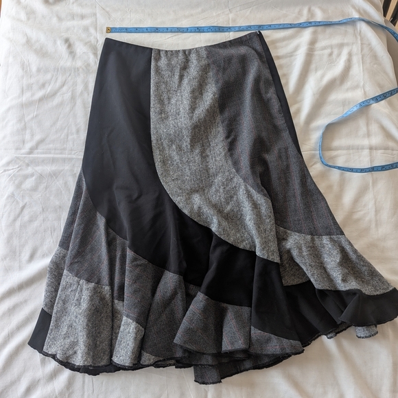 Gray and Black Trumpet Midi Wool Skirt Size 8 - Picture 3 of 6